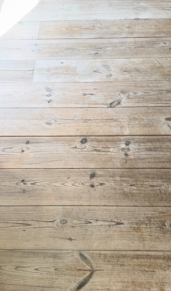 Slibning og behandling af gulv